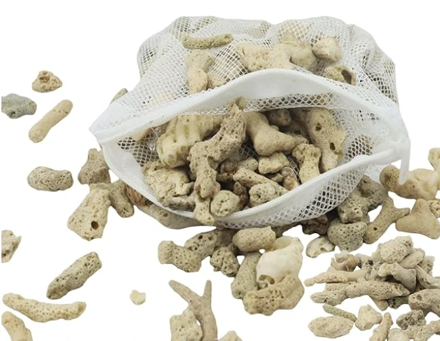 Crushed coral 500g for freshwater aquarium and pond filter — raises pH and stabilizes carbonate hardness